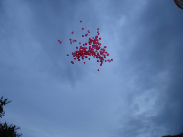 Sueños Balloon Release by Andy Benavides